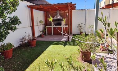 Casa en Venta en Villa Lomas Huasi