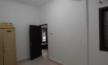 Di Sewakan Rumah dlm perumahan dkt swalayan Pamela 6 condongcatur