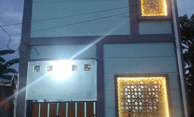 DIJUAL  KOST UMS 10 KT