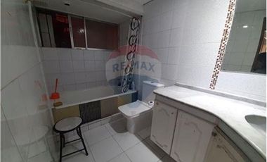 Linda Casa Psje Lo Matta - Vitacura