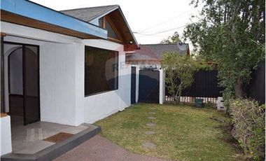 Linda Casa Psje Lo Matta - Vitacura