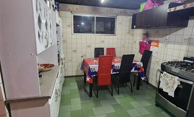 Casa en Venta en Acceso sur con Cristobal Colón