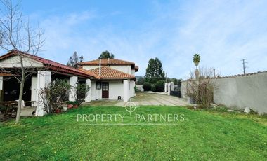 Santa Cruz, Amplia Casa en Barreales