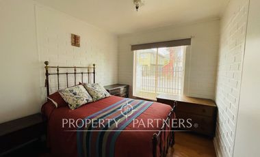 Santa Cruz, Casa en Barrio Residencial