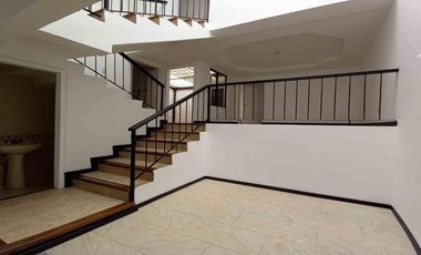 CASA COMERCIAL EN ARRIENDO EN ALTA SUIZA /MANIZALES