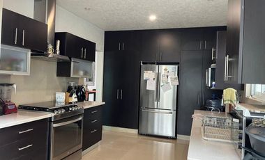 *Casa en RENTA en Fracc. Lomas de la Américas Sur en Morelia.