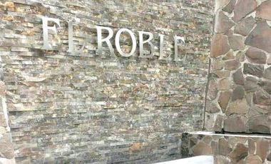 Terreno en venta en El Roble residencial