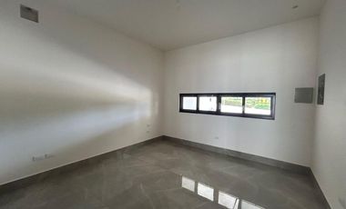 CASA EN RENTA BOSQUES DE LAS MISIONES, CARRETERA NACIONAL.