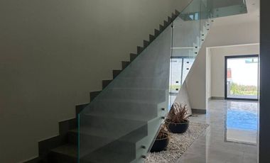 CASA EN RENTA BOSQUES DE LAS MISIONES, CARRETERA NACIONAL.