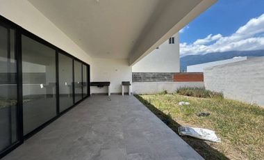 CASA EN RENTA BOSQUES DE LAS MISIONES, CARRETERA NACIONAL.