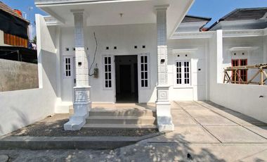 dijual rumah di bantul dekat polsek sumberagung jl imogiri barat jetis