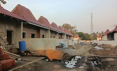 dijual rumah di sleman dalam perum di turi etnik klasik bata expose