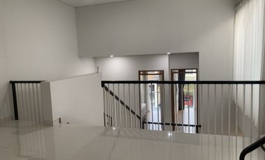 Dijual Rumah berfasilitas dipondok hijau bandung utara dekat setiabudi