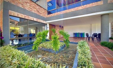 Venta Espectacular Casa Campestre Unidad Cerrada La Ceja