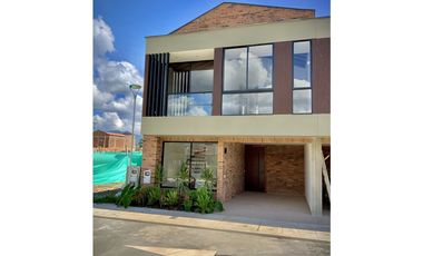 Venta Casa Unidad Cerrada La Ceja