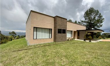 Oportunidad Venta Casa Campestre Parcelacion Envigado