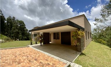 Oportunidad Venta Casa Campestre Parcelacion Envigado