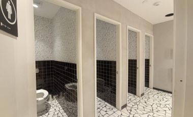 SE ARRIENDA OFICINA POBLADO