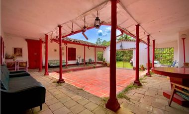 Venta Finca para Parcelar Uso Comercial Ubicacion Premium El Retiro