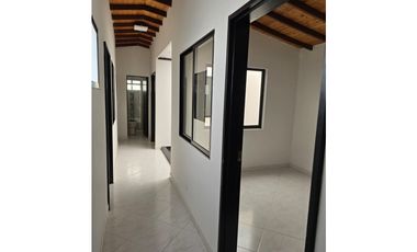 Casa para arriendo en Envigado Calle La Buena Mesa