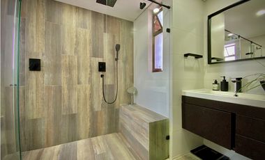 Venta Apartamento Piscina Sector El Tesoro Unidad Cerrada