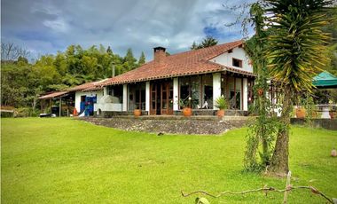 Venta Finca Parcelación La Ceja Incluye 2 Casas