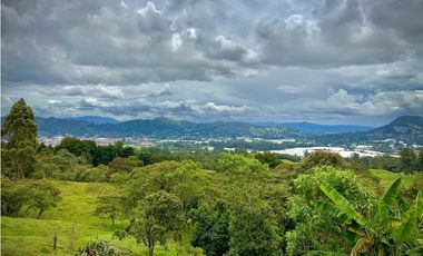 Venta Finca Parcelación La Ceja Incluye 2 Casas