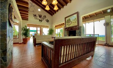 Venta Finca Parcelación La Ceja Incluye 2 Casas