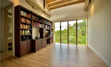 VENTA CASA CAMPESTRE IMPONENTE VISTA EL RETIRO