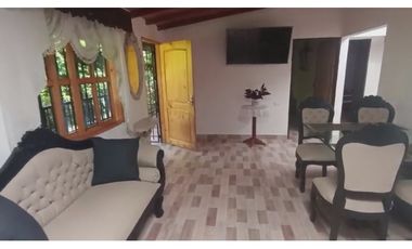 casa campestre Marinilla, cerca de la zona Urbana