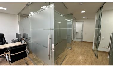 Oficina amoblada en arriendo, Centro Empresarial Nou - Cajicá