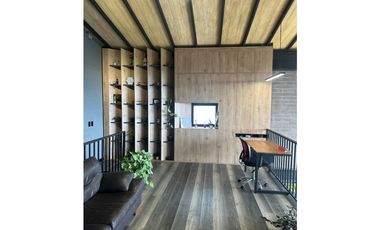 Se arrienda  hermosa Casa en Loma del Escobero