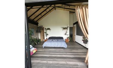 Se arrienda  hermosa Casa en Loma del Escobero