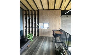 Se arrienda  hermosa Casa en Loma del Escobero
