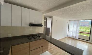 ARRIENDO APARTAMENTO EN ZIPAQUIRA CON PARQUEADERO CUBIERTO.
