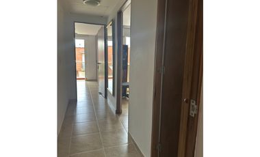 Extraordinaria casa en Cerritos Campestre Galicia. Pereira