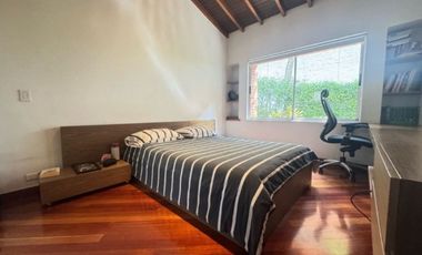 CASA TRES NIVELES UNIDAD CERRADA  EN SAN LUCAS POBLADO