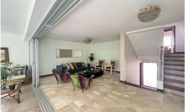 CASA TRES NIVELES UNIDAD CERRADA  EN SAN LUCAS POBLADO