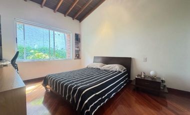 CASA TRES NIVELES UNIDAD CERRADA  EN SAN LUCAS POBLADO