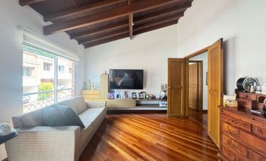 CASA TRES NIVELES UNIDAD CERRADA  EN SAN LUCAS POBLADO