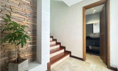 CASA TRES NIVELES UNIDAD CERRADA  EN SAN LUCAS POBLADO