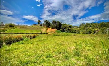 Casa en construccion Parcelacion 8 minutos de Llanogrande