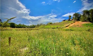 Casa en construccion Parcelacion 8 minutos de Llanogrande
