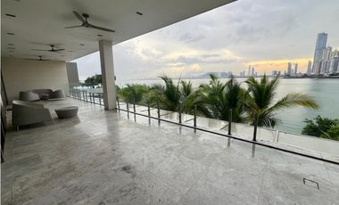 VENTA CASA OCEAN REEF ISLANDS 1726M2 MLD