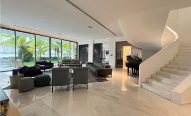 VENTA CASA OCEAN REEF ISLANDS 1726M2 MLD