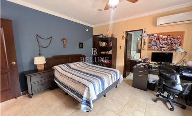 VENTA DE CASA INDEPENDIENTE Y MODERNA EN EL CARMEN (13)