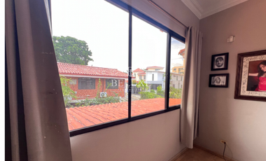 VENTA DE CASA INDEPENDIENTE Y MODERNA EN EL CARMEN (13)