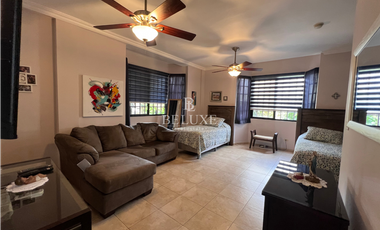 VENTA DE CASA INDEPENDIENTE Y MODERNA EN EL CARMEN (13)