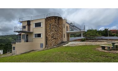 CHAME / CHICÀ / 3500M / 3 NIVELES / 5 HABITACION / 50 PARKING