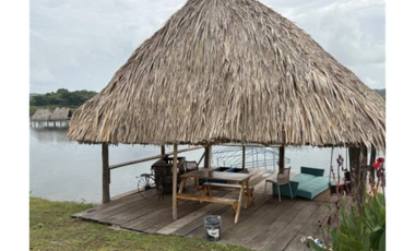 ISLA / BAYANO / RESORT / 11,673.41 M2 / DUPLEX CON CABAÑAS PISCINA JC